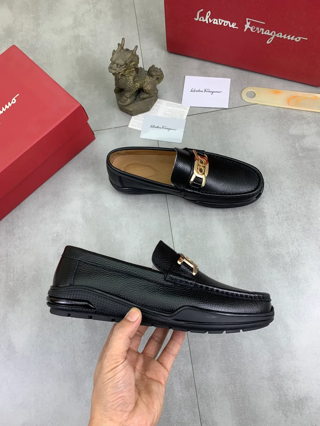 Men's Men's Shoes 💰P380💰【New Style】Water-dyed Pigli 🆘【Salvatore Ferragamo】Men's latest casual beanie shoes! Available at counters simultaneously! The fabric is made of specially imported original calfskin, and the interior is made of imported water-dyed pigskin. It is absolutely luxurious and leads the fashion trend. Matching code: 38-45 black optional